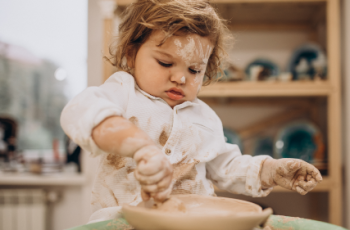 Zet de handen en vingers aan het werk