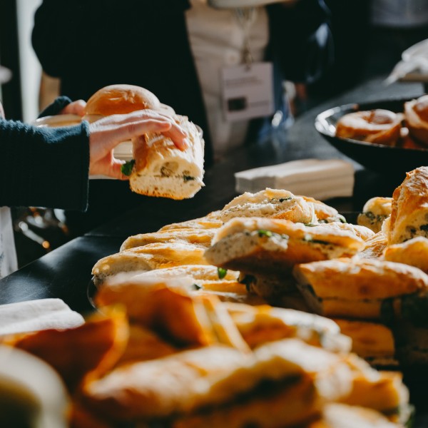 Lunchen met…  Em.prof.dr. Michiel Hengeveld!